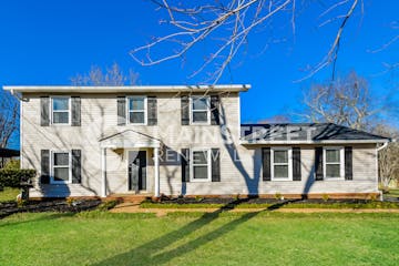 4044 ELIZABETH DR HERMITAGE, TN 37076